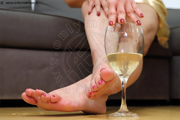 Segui LADY DE SADE su Piccoletrasgressioni.fans